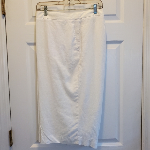 * Plus Size Linen Walking Shorts, Sz 26 - Picture 3 of 7